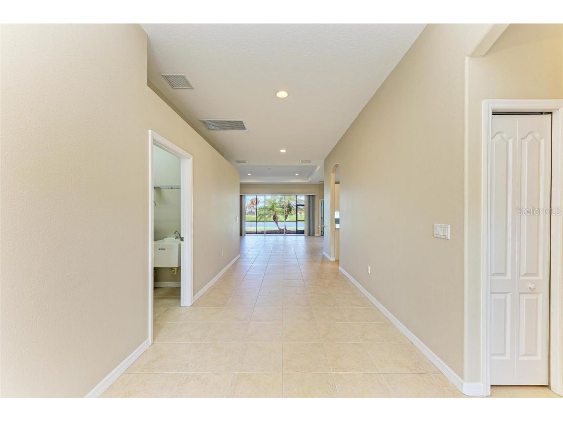 8772 Stone Harbour Loop Bradenton FL 34212 A4672264 image9