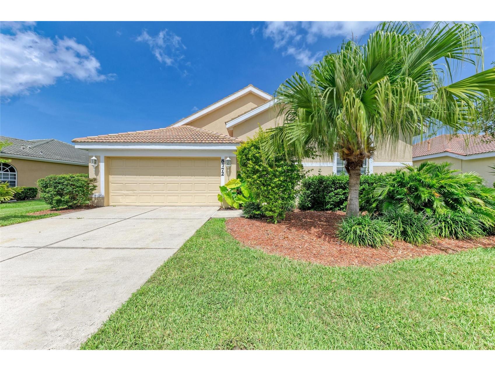 8772 Stone Harbour Loop Bradenton FL 34212 A4688285 image1