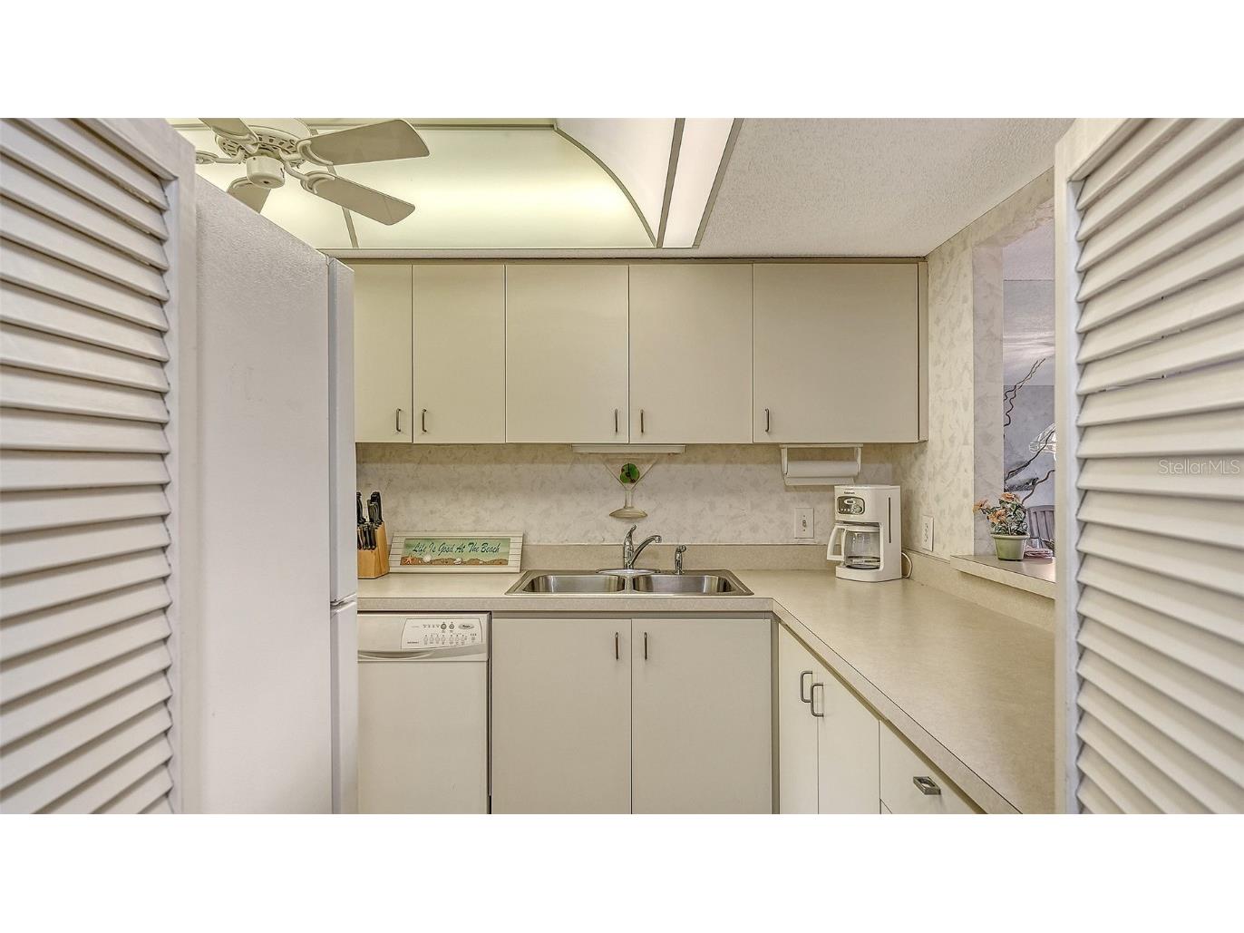 8773 Midnight Pass Road #102G Sarasota FL 34242 A4674136 image18