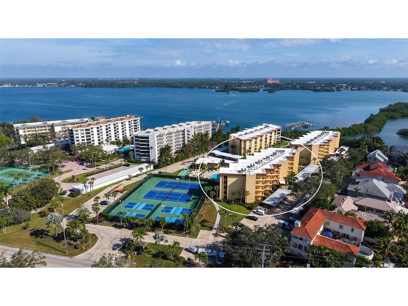 8773 Midnight Pass Road #102G Sarasota FL 34242 A4674136 image3