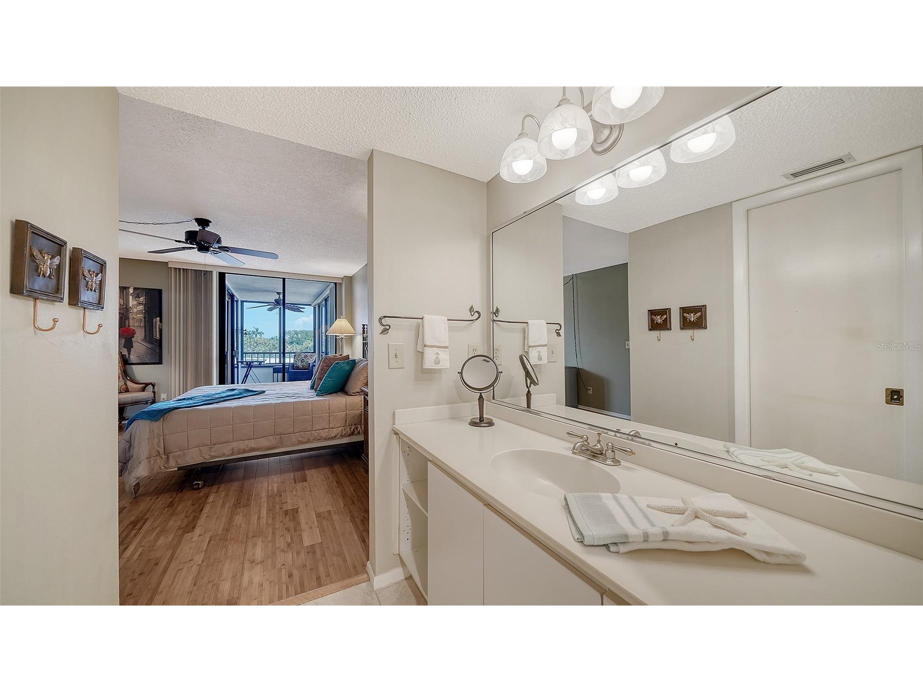 8773 Midnight Pass Road #302G Sarasota FL 34242 - INTER-COASTAL WATERWAY A4691760 image27
