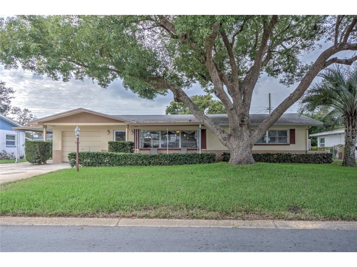 8774 112th Way Seminole FL 33772 U8184733 image1