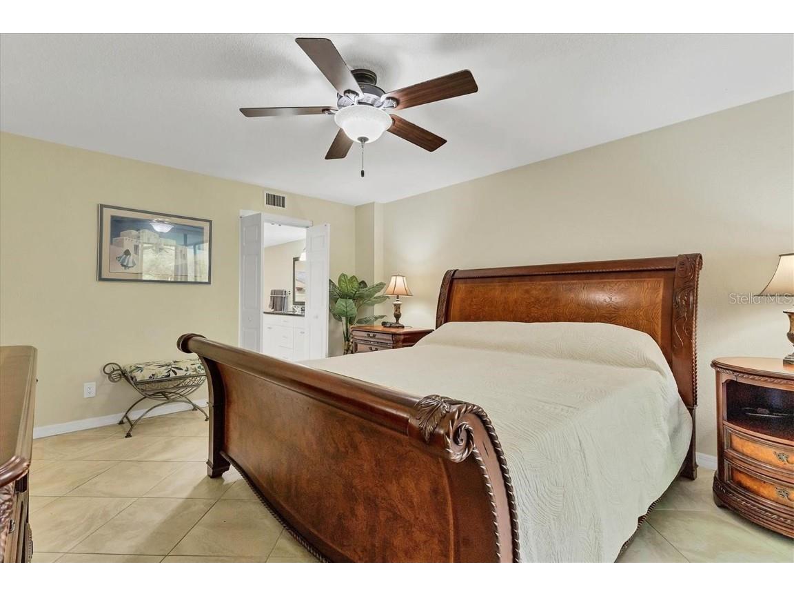 8776 Midnight Pass Road #C307 Sarasota FL 34242 A4661169 image13