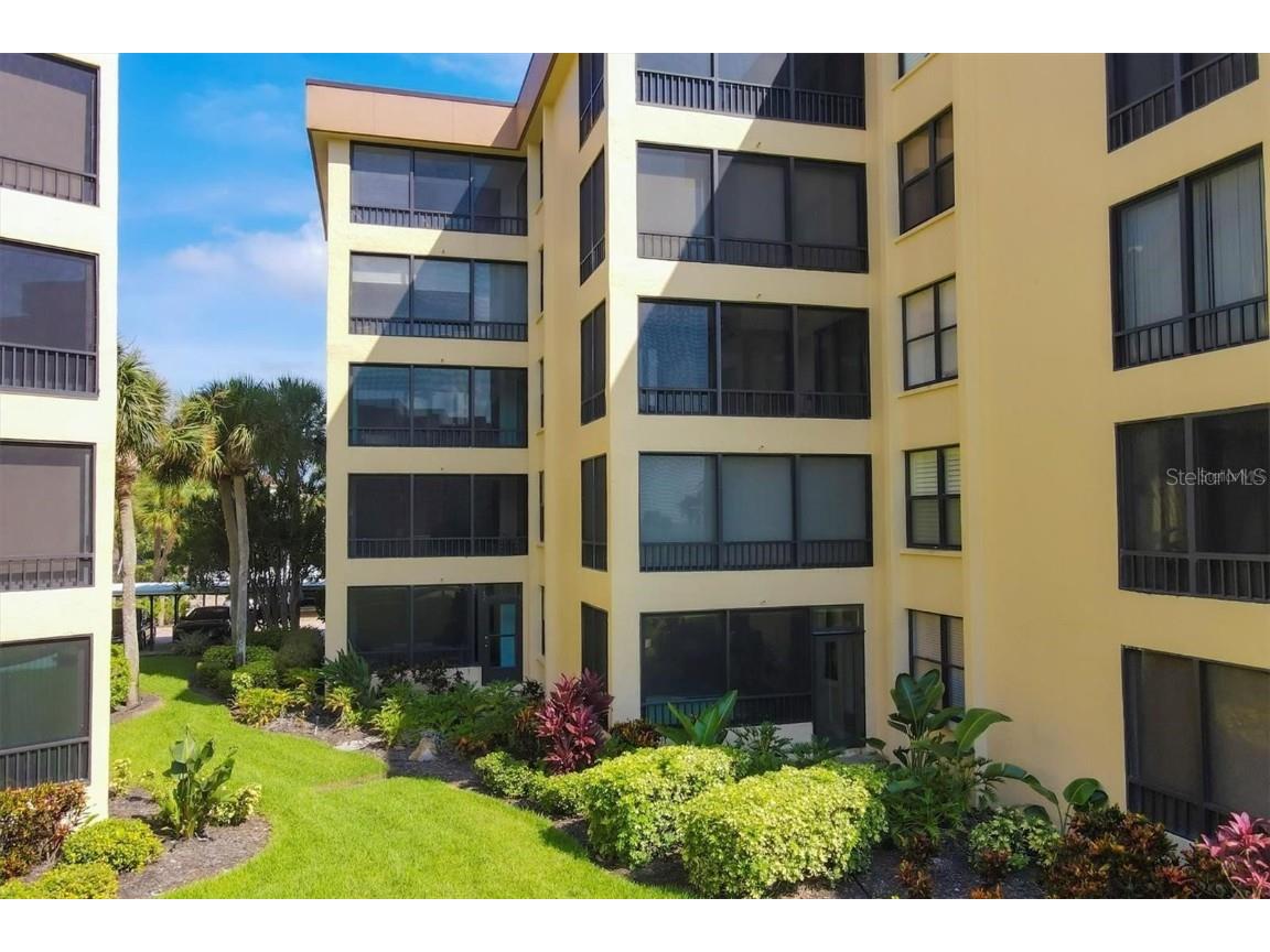 8776 Midnight Pass Road #C307 Sarasota FL 34242 A4661169 image23
