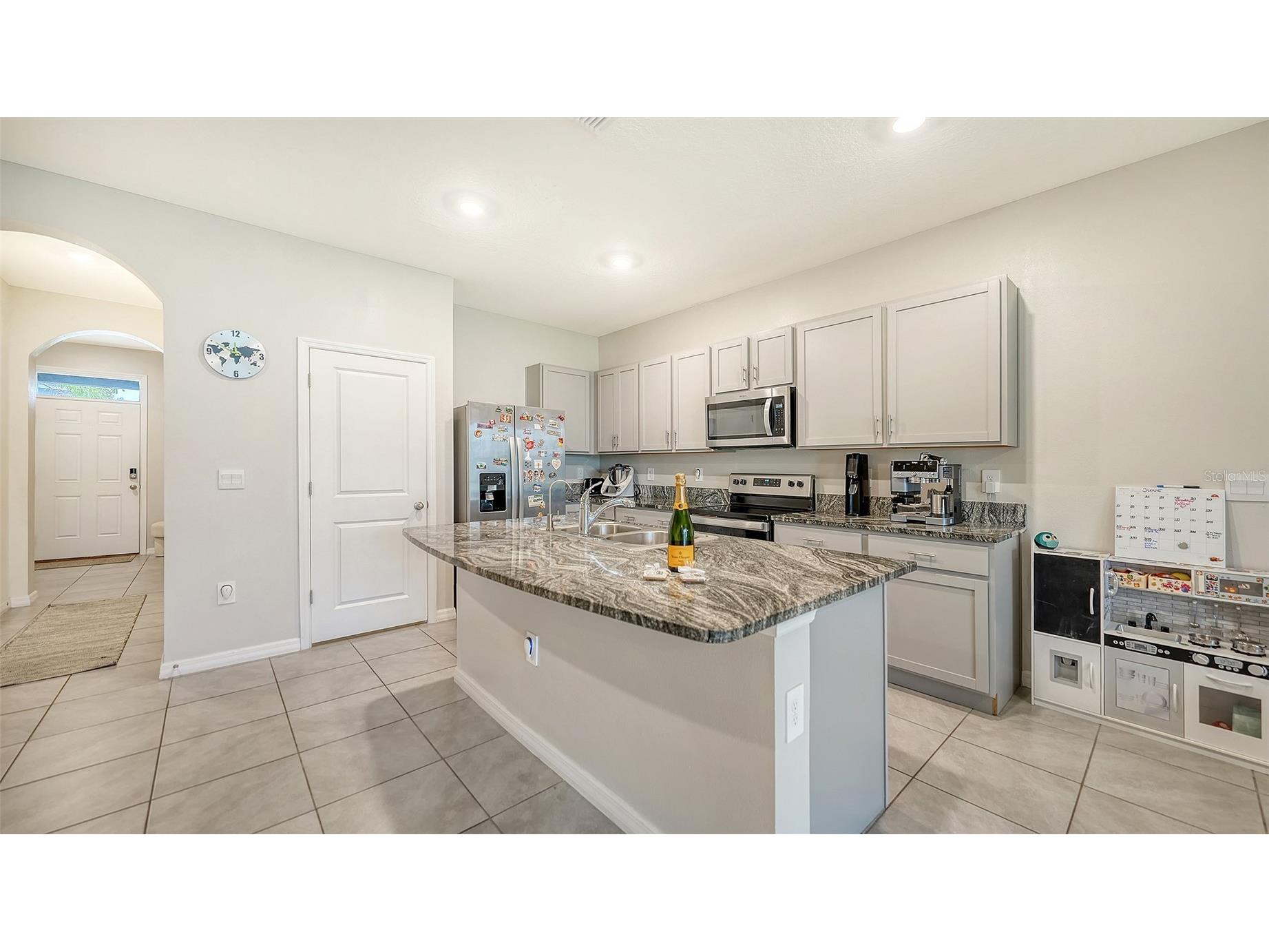 8777 Milestone Drive Sarasota FL 34238 A4699582 image16