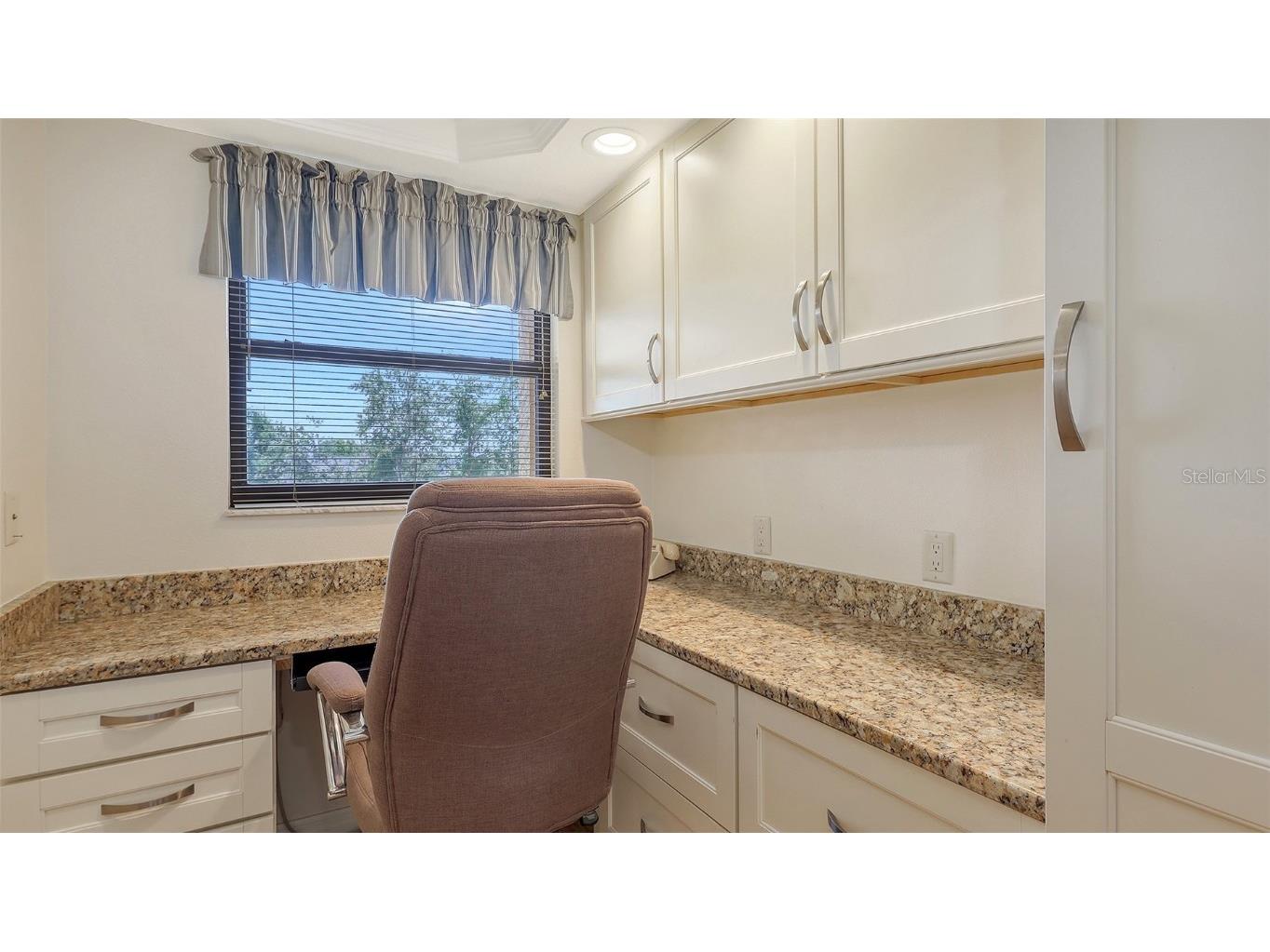 8779 Midnight Pass Road #401H Sarasota FL 34242 - INTERCOASTAL WATERWAY A4661131 image5