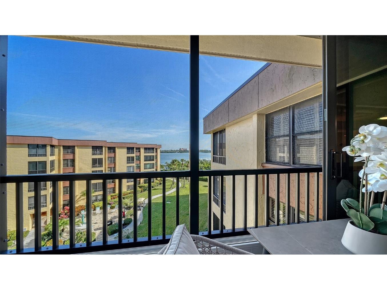 8779 Midnight Pass Road #502H Sarasota FL 34242 - INTERCOASTAL WATERWAY A4673776 image10