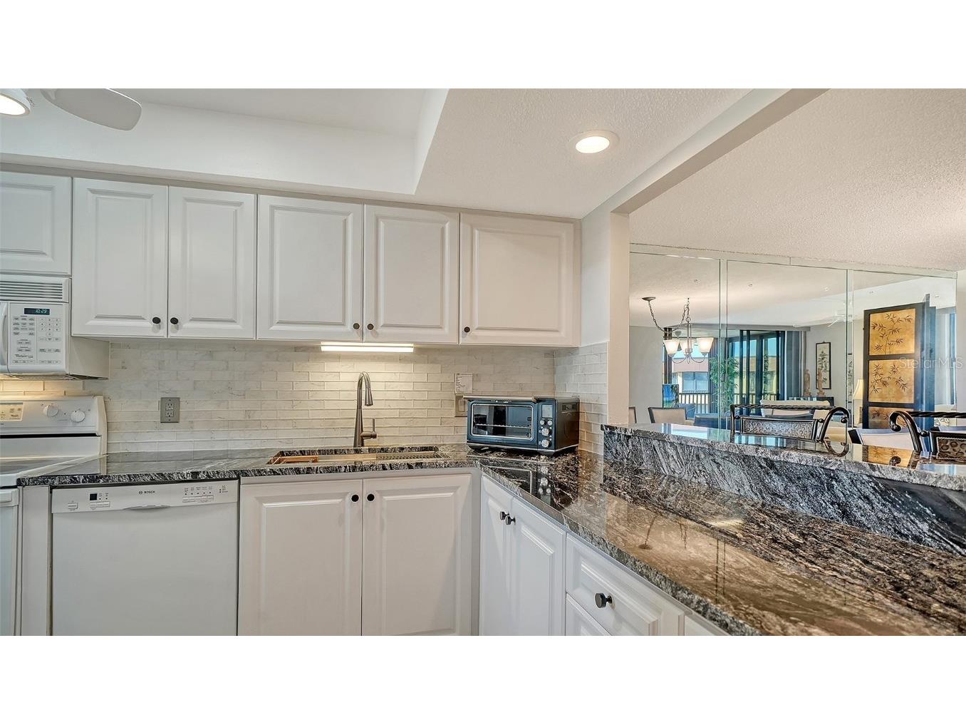 8779 Midnight Pass Road #502H Sarasota FL 34242 - INTERCOASTAL WATERWAY A4673776 image20