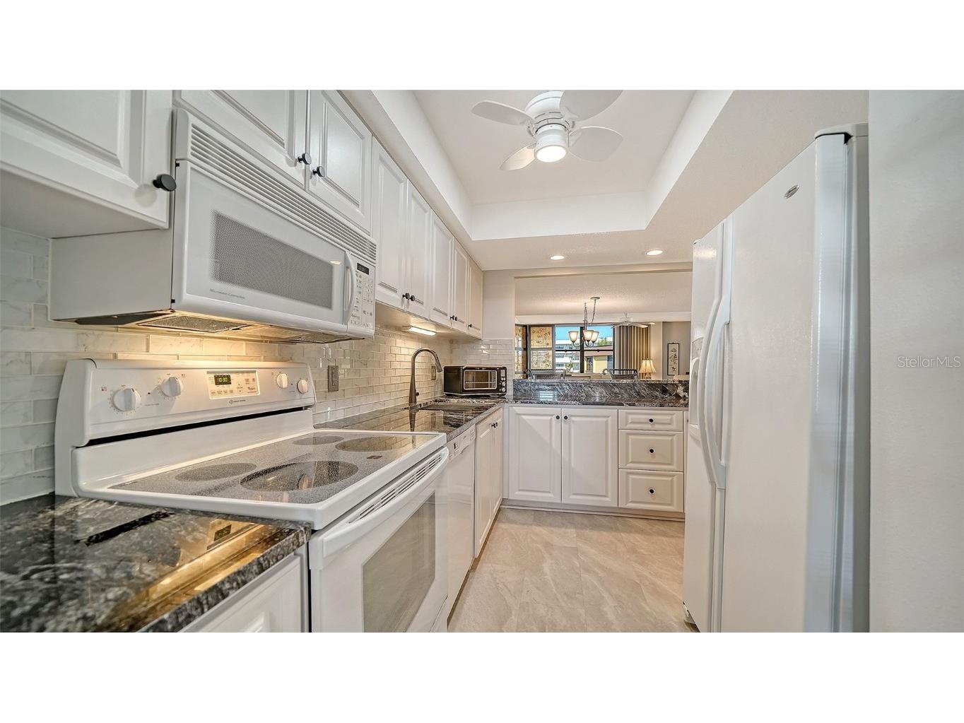 8779 Midnight Pass Road #502H Sarasota FL 34242 - INTERCOASTAL WATERWAY A4673776 image23