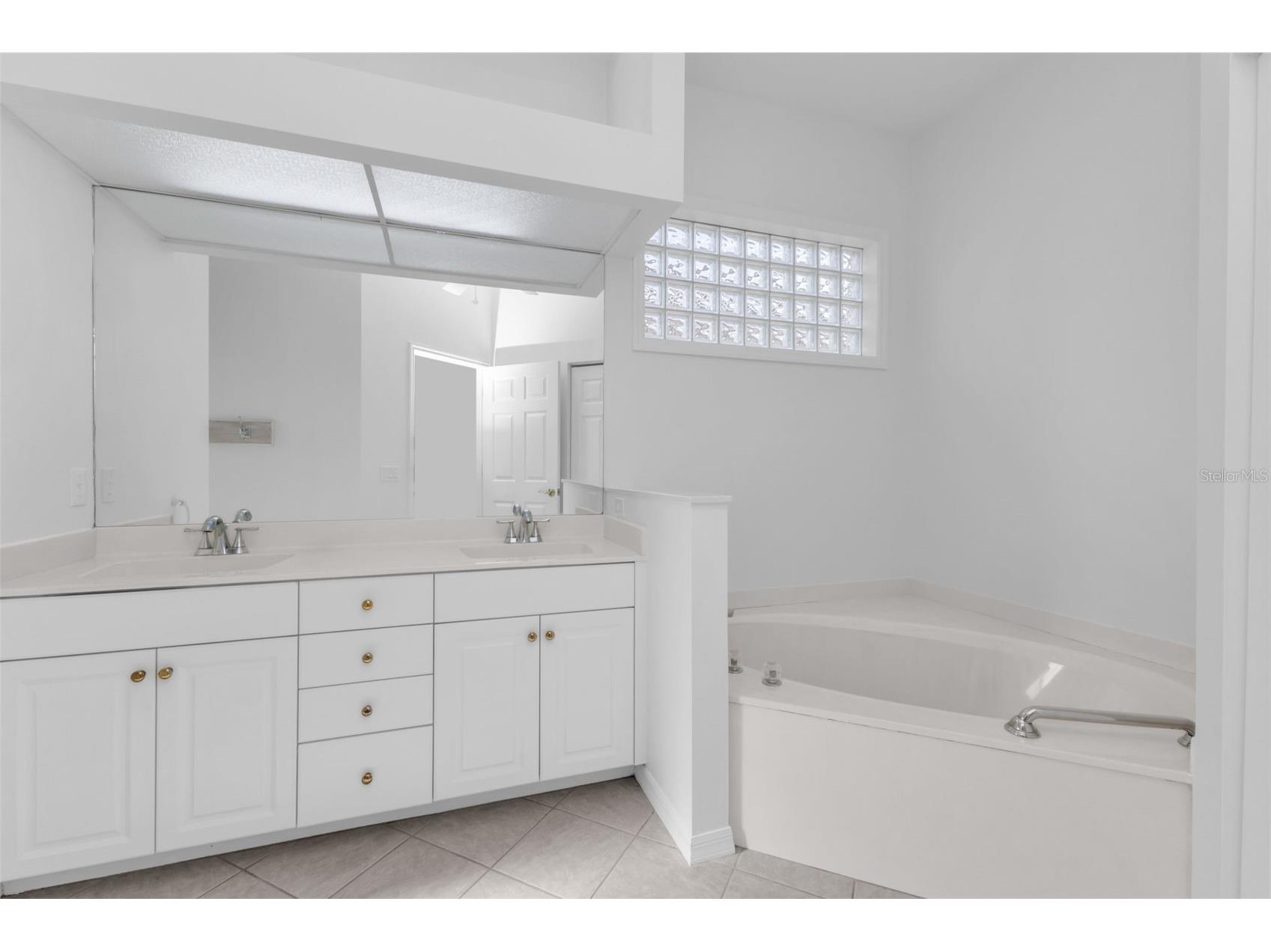 878 Chalmers Drive #878 Venice FL 34293 C7524055 image28