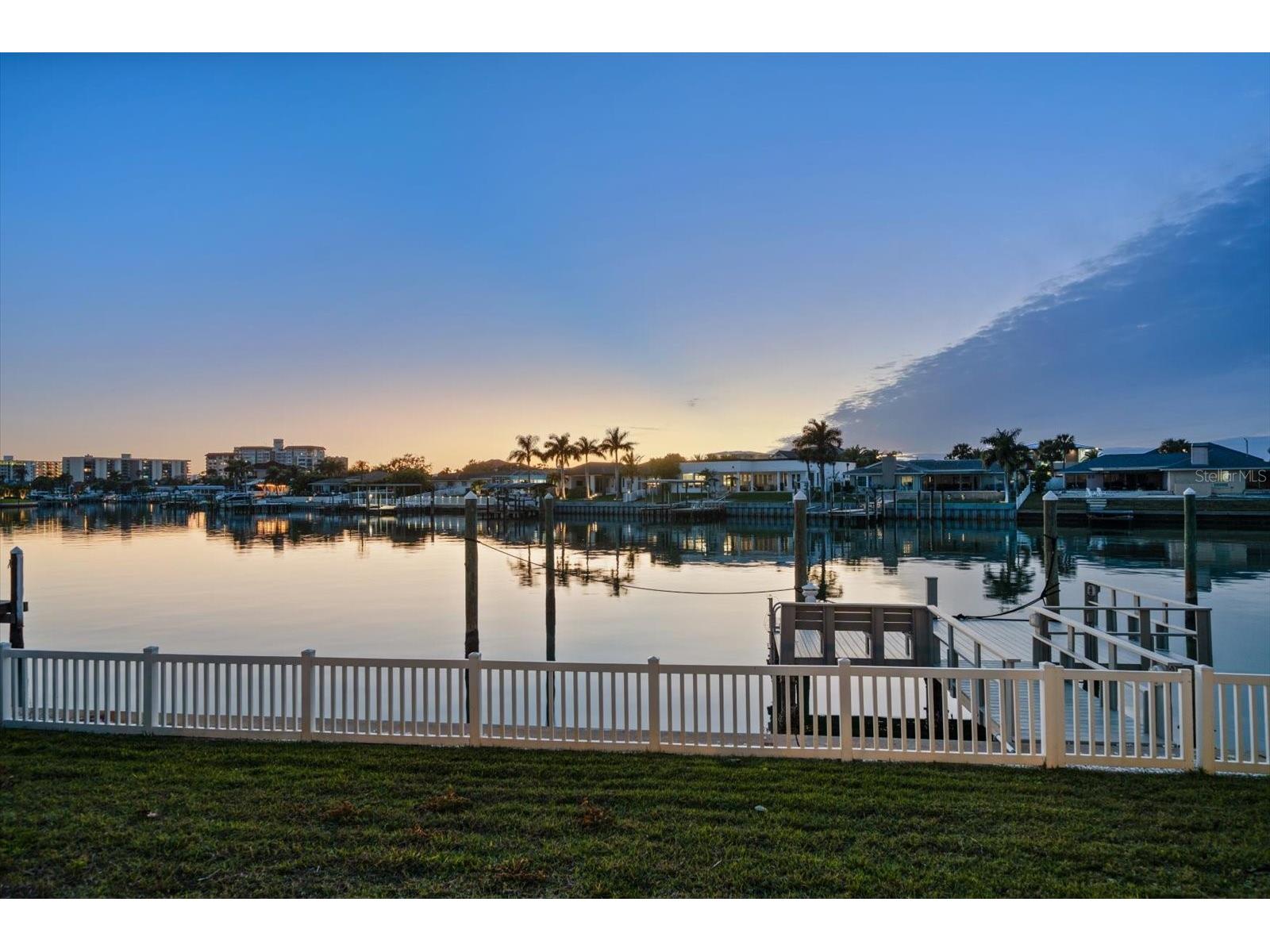 878 Harbor Island Clearwater Beach FL 33767 TB8466691 image1