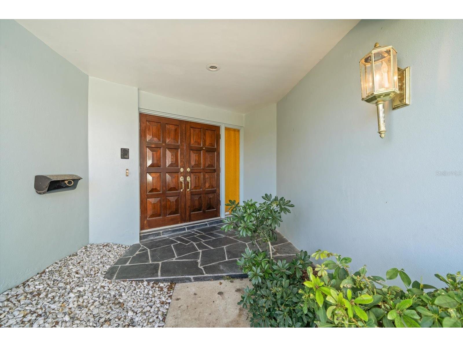 878 Harbor Island Clearwater Beach FL 33767 TB8466691 image12