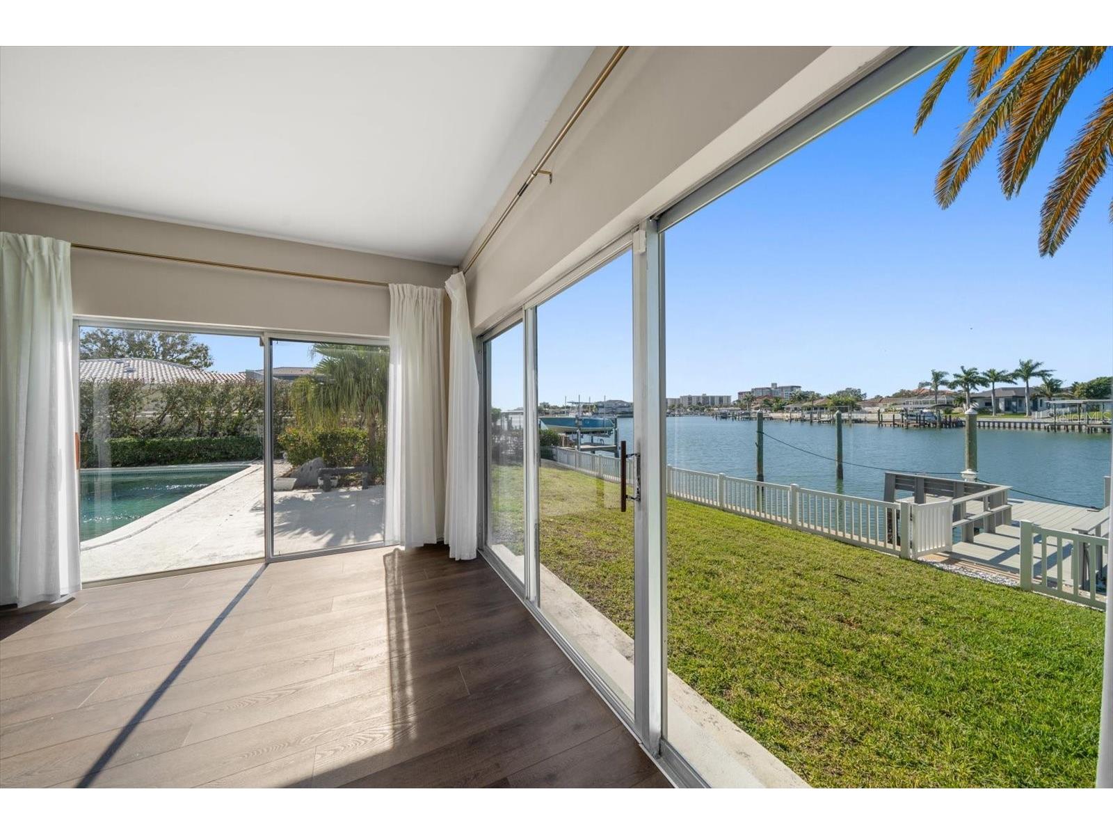 878 Harbor Island Clearwater Beach FL 33767 TB8466691 image16