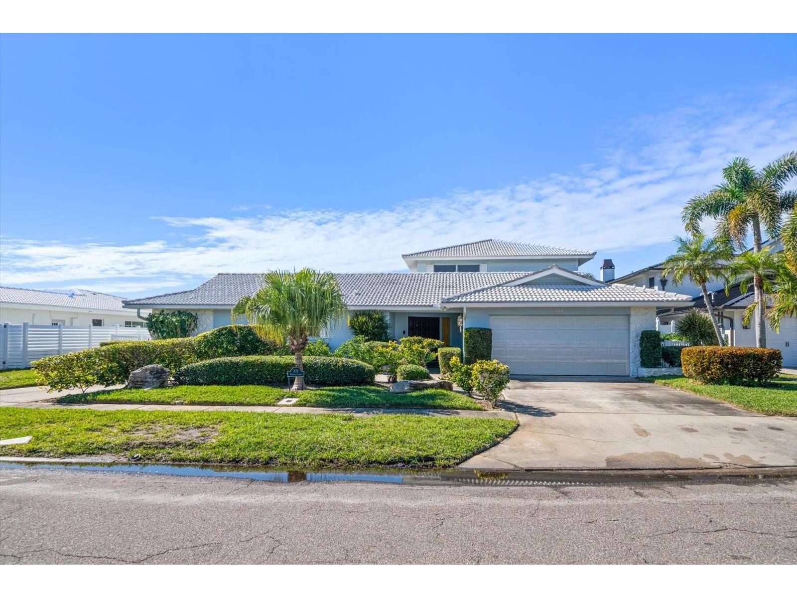 878 Harbor Island Clearwater Beach FL 33767 TB8466691 image2