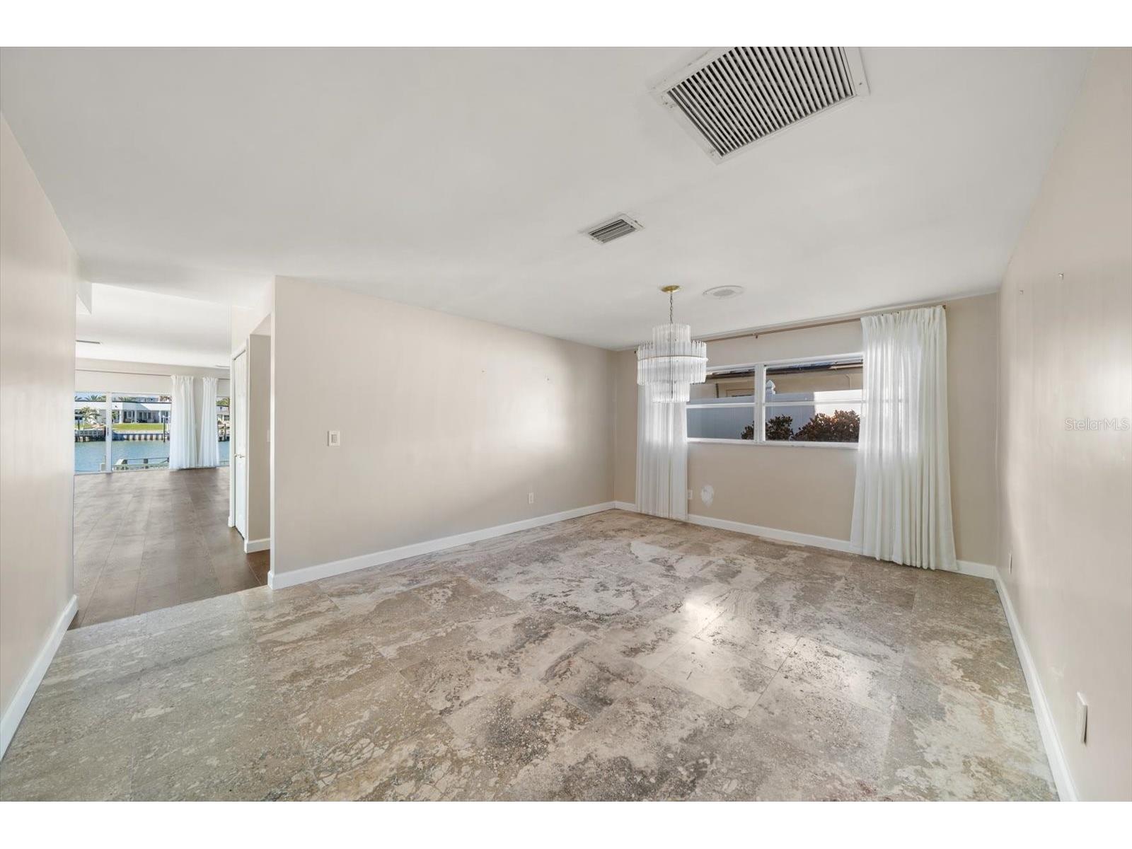 878 Harbor Island Clearwater Beach FL 33767 TB8466691 image23