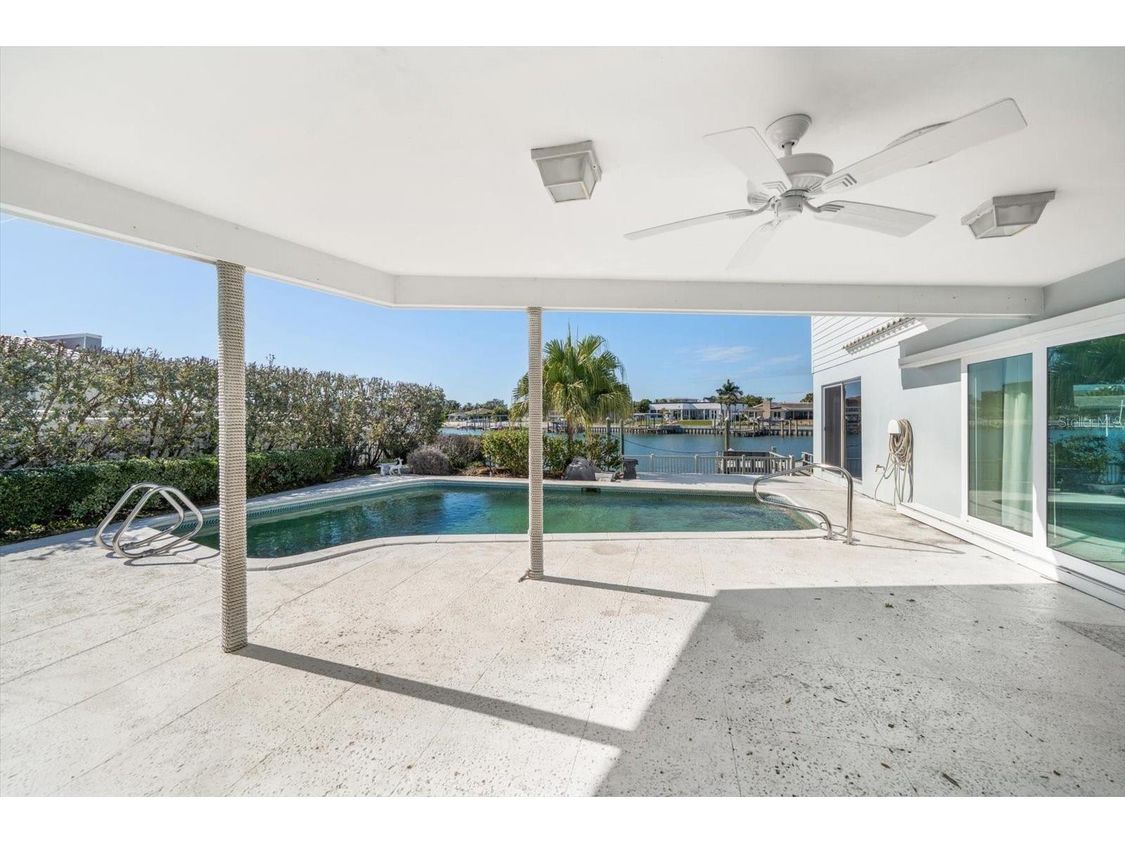 878 Harbor Island Clearwater Beach FL 33767 TB8466691 image6