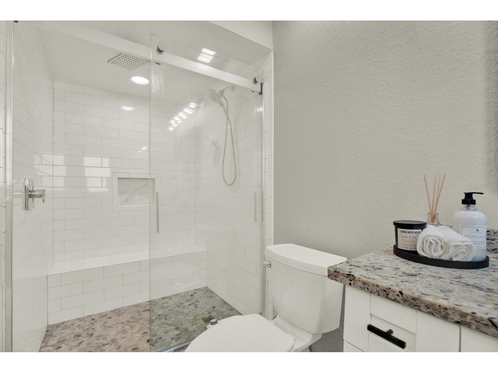 8781 Leona Street Seminole FL 33772 TB8478394 image16