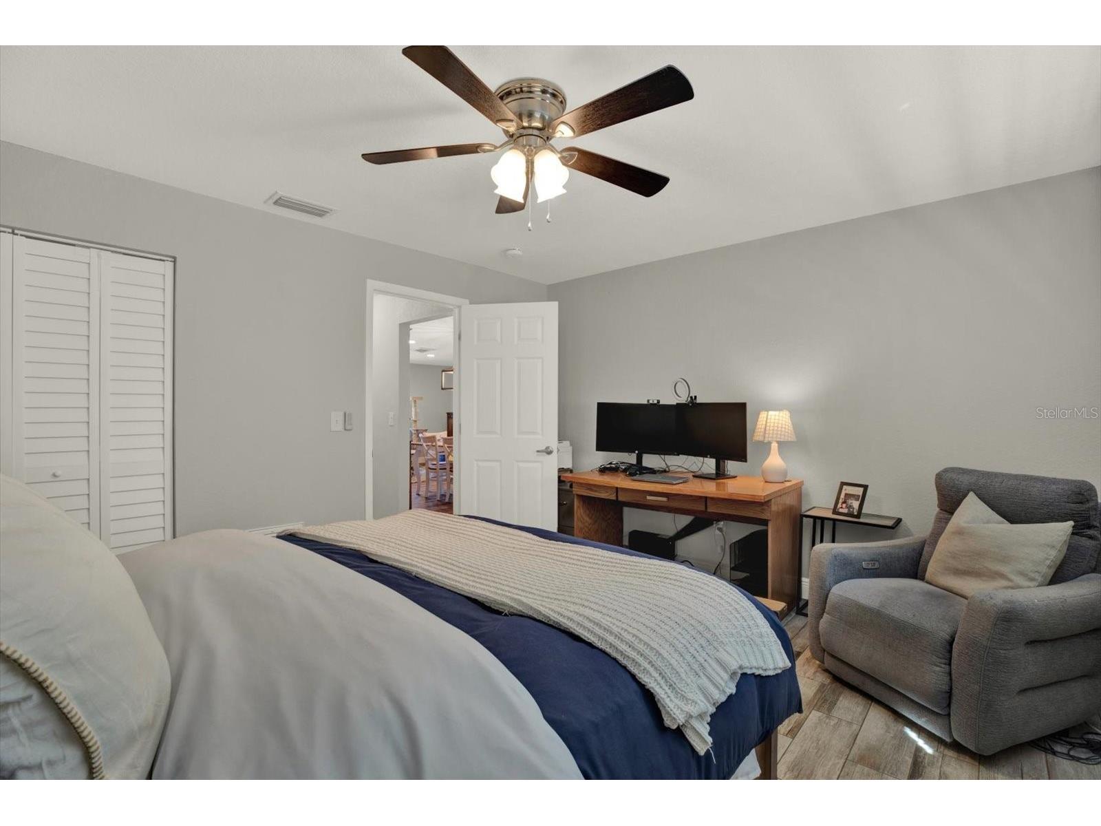 8781 Leona Street Seminole FL 33772 TB8478394 image18