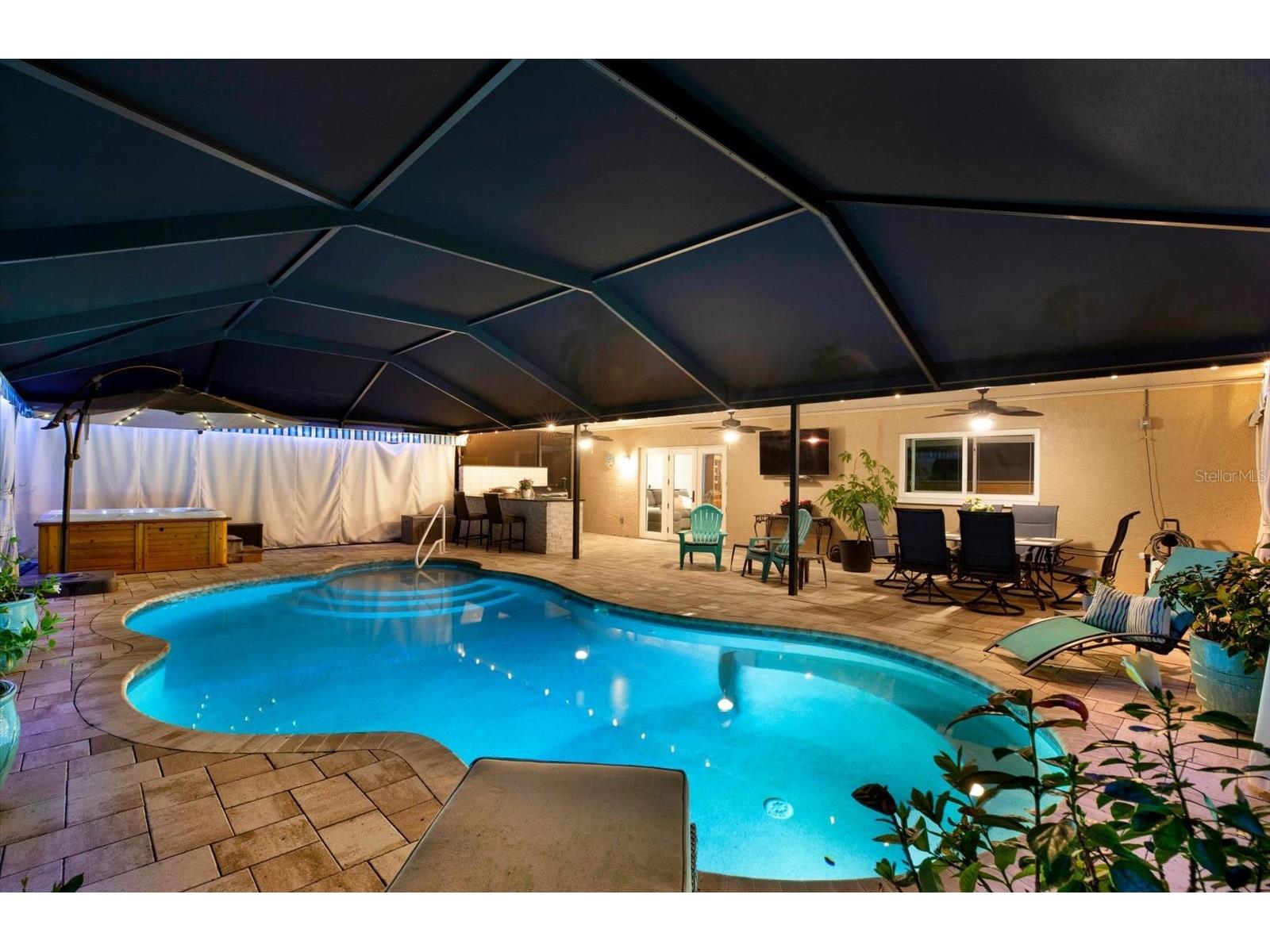 8781 Leona Street Seminole FL 33772 TB8478394 image34
