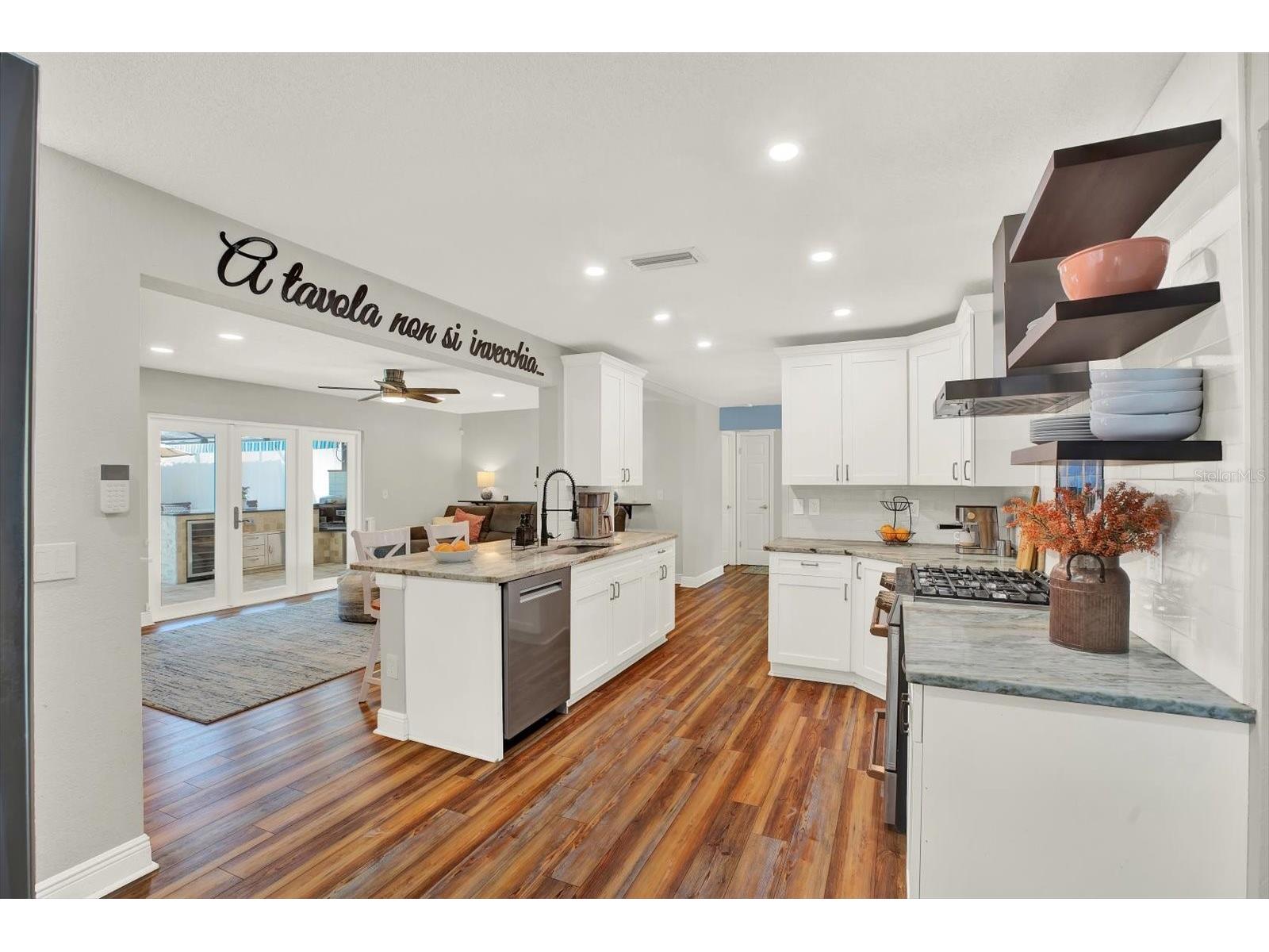 8781 Leona Street Seminole FL 33772 TB8478394 image9