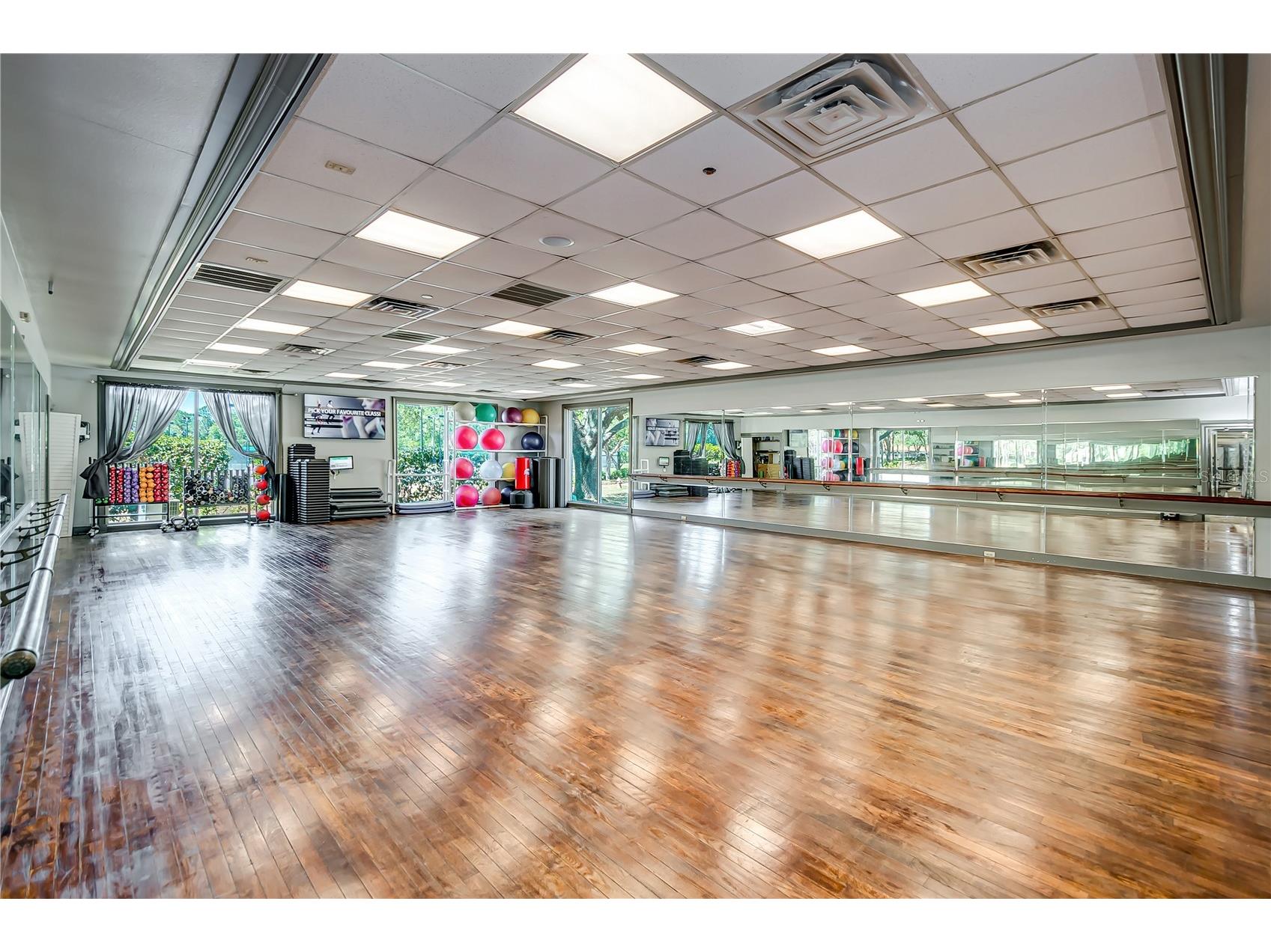 8785 Ashworth Drive Tampa FL 33647 TB8481180 image89