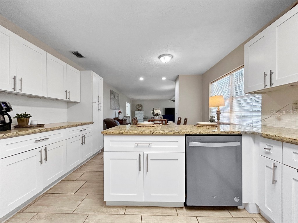 8785 Wildwood Lane Seminole FL 33776 TB8406551 image15