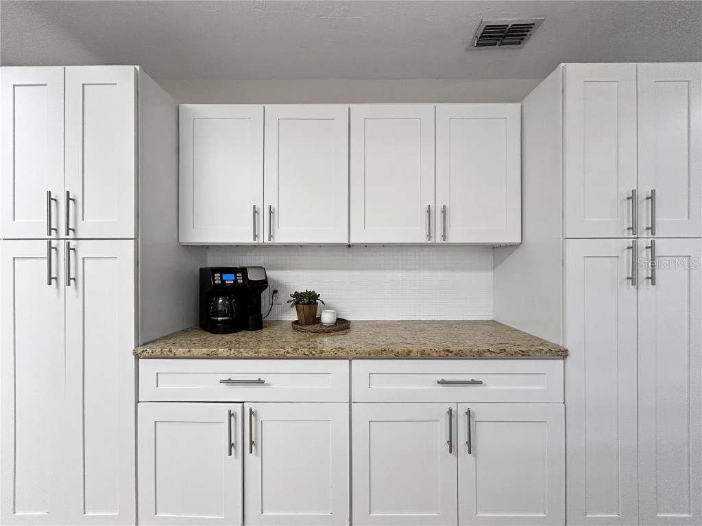 8785 Wildwood Lane Seminole FL 33776 TB8406551 image17