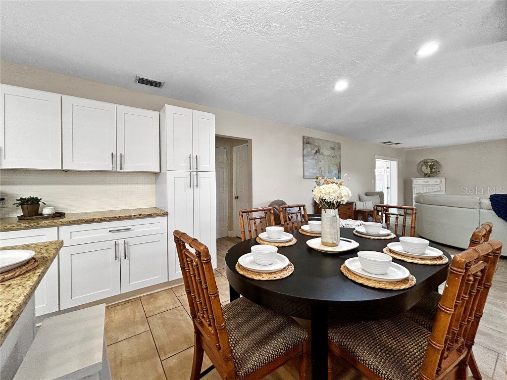 8785 Wildwood Lane Seminole FL 33776 TB8406551 image18