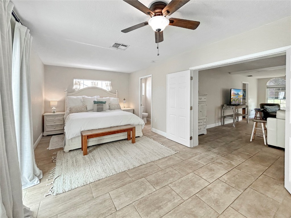 8785 Wildwood Lane Seminole FL 33776 TB8406551 image24