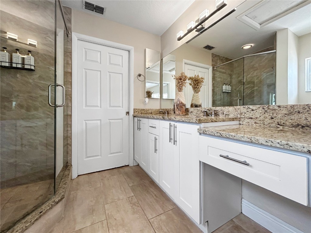 8785 Wildwood Lane Seminole FL 33776 TB8406551 image25