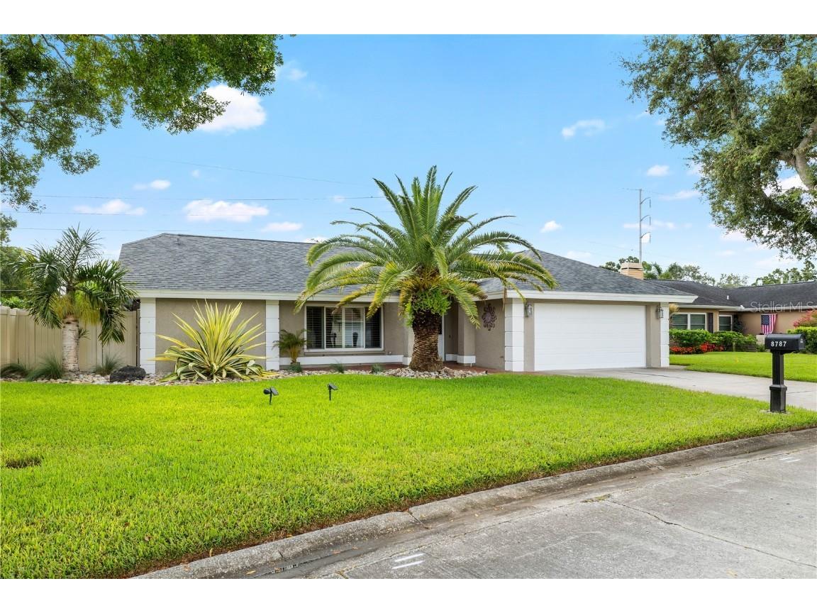8787 Glen Lakes Boulevard N Saint Petersburg FL 33702 TB8406867 image1