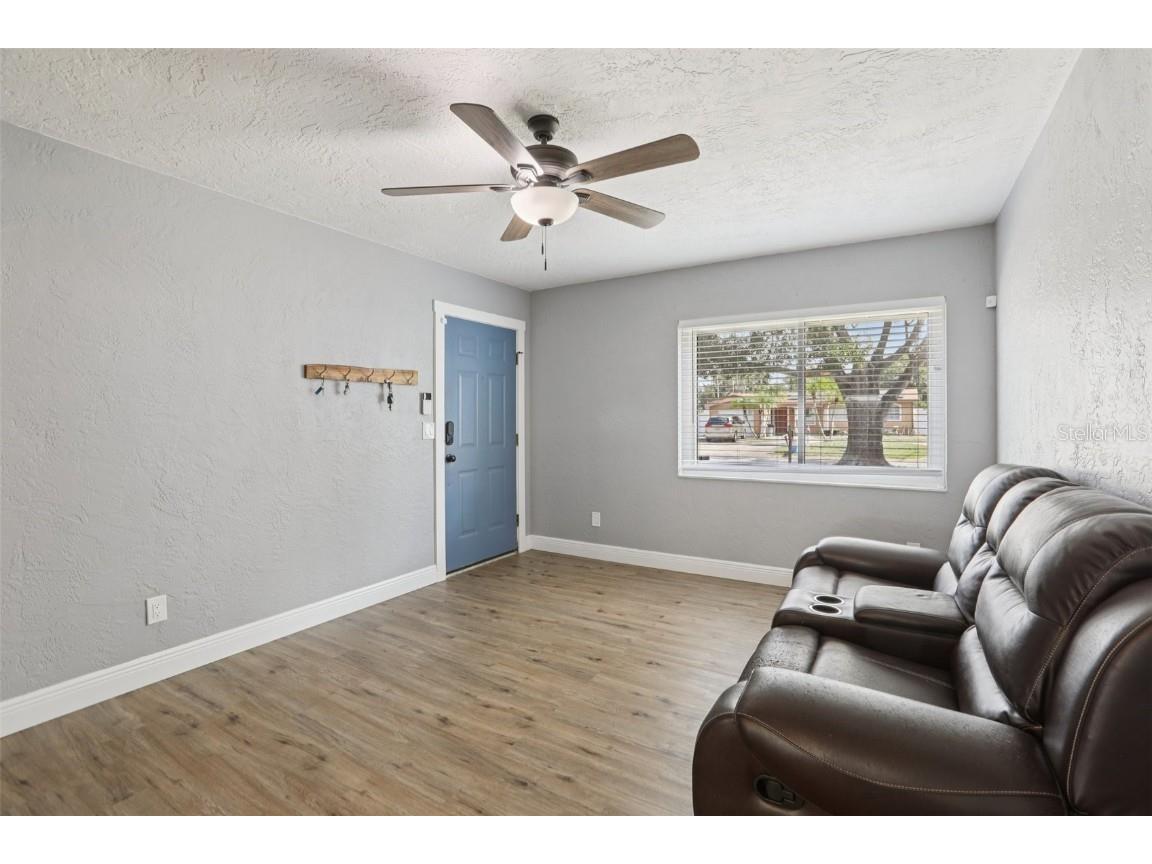 8788 56th Way N Pinellas Park FL 33782 TB8443361 image3