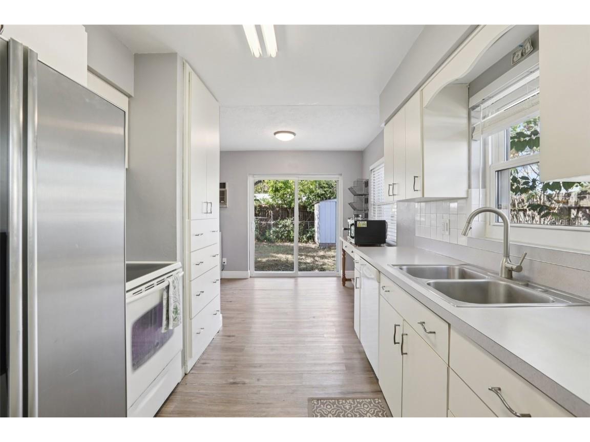 8788 56th Way N Pinellas Park FL 33782 TB8443361 image8