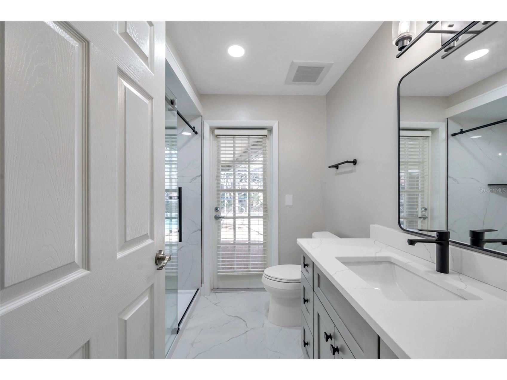 8789 Maplewood Road Seminole FL 33777 TB8497734 image28