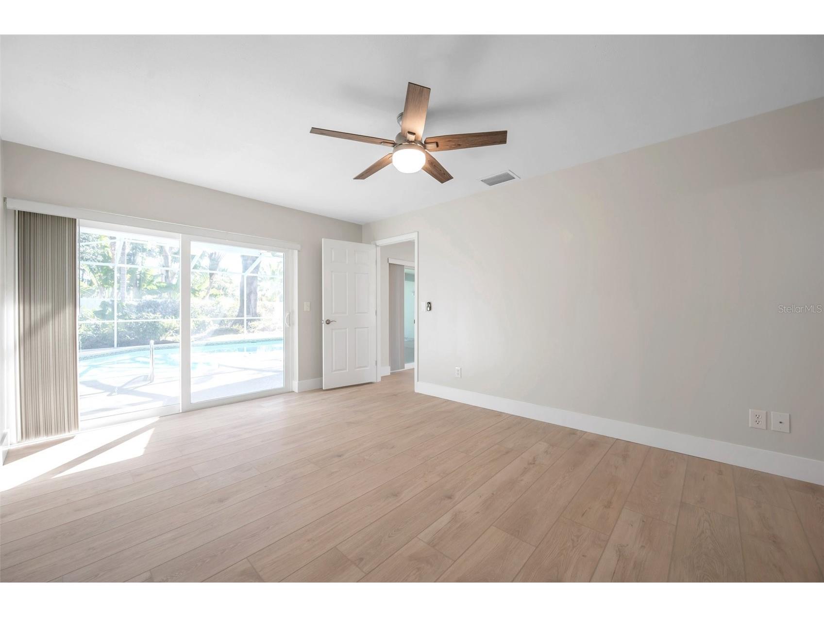 8789 Maplewood Road Seminole FL 33777 TB8497734 image31