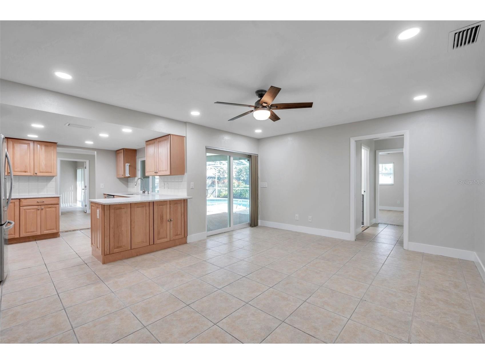 8789 Maplewood Road Seminole FL 33777 TB8497749 image13