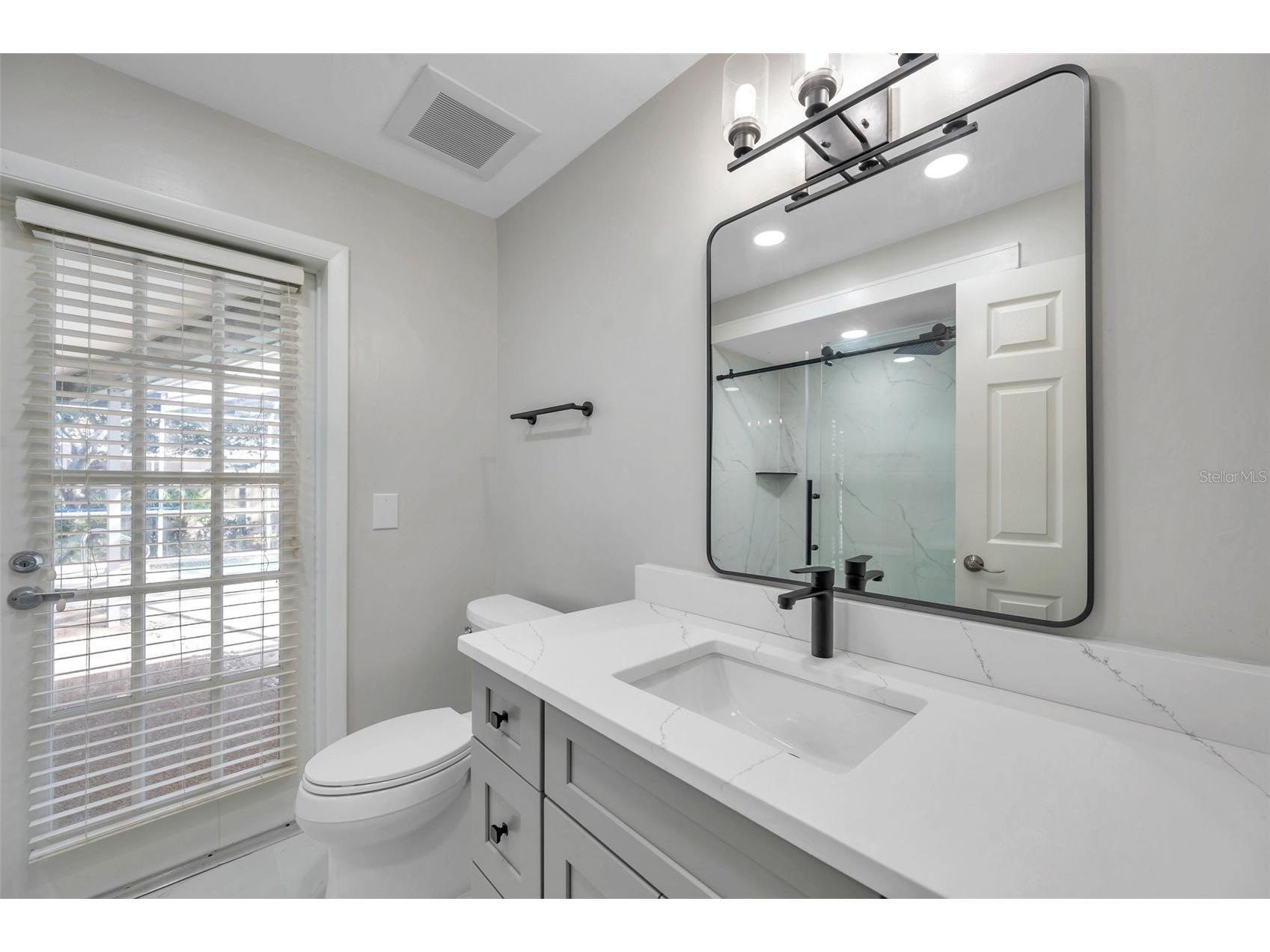 8789 Maplewood Road Seminole FL 33777 TB8497749 image33