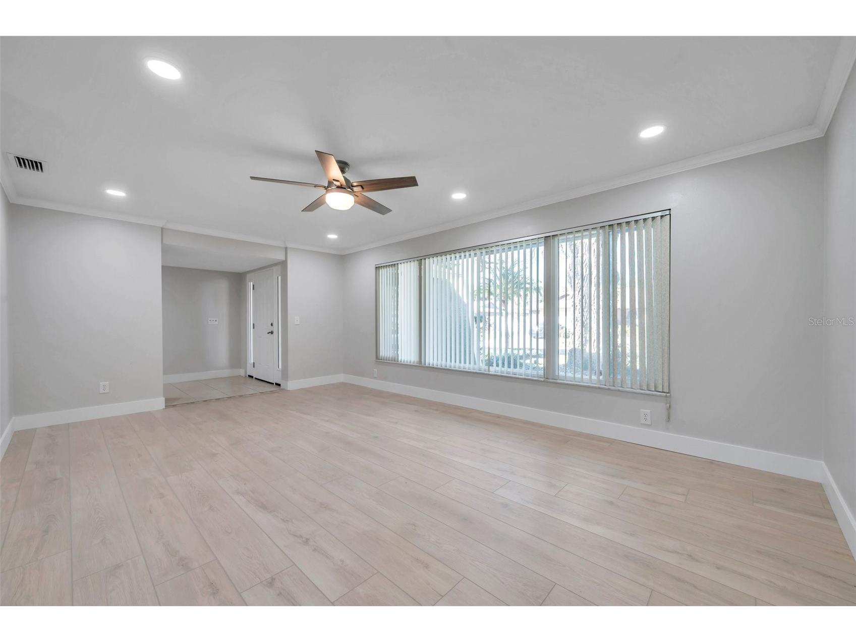 8789 Maplewood Road Seminole FL 33777 TB8497749 image5