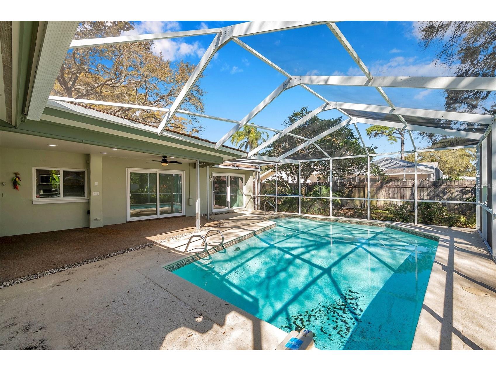 8789 Maplewood Road Seminole FL 33777 TB8497749 image50