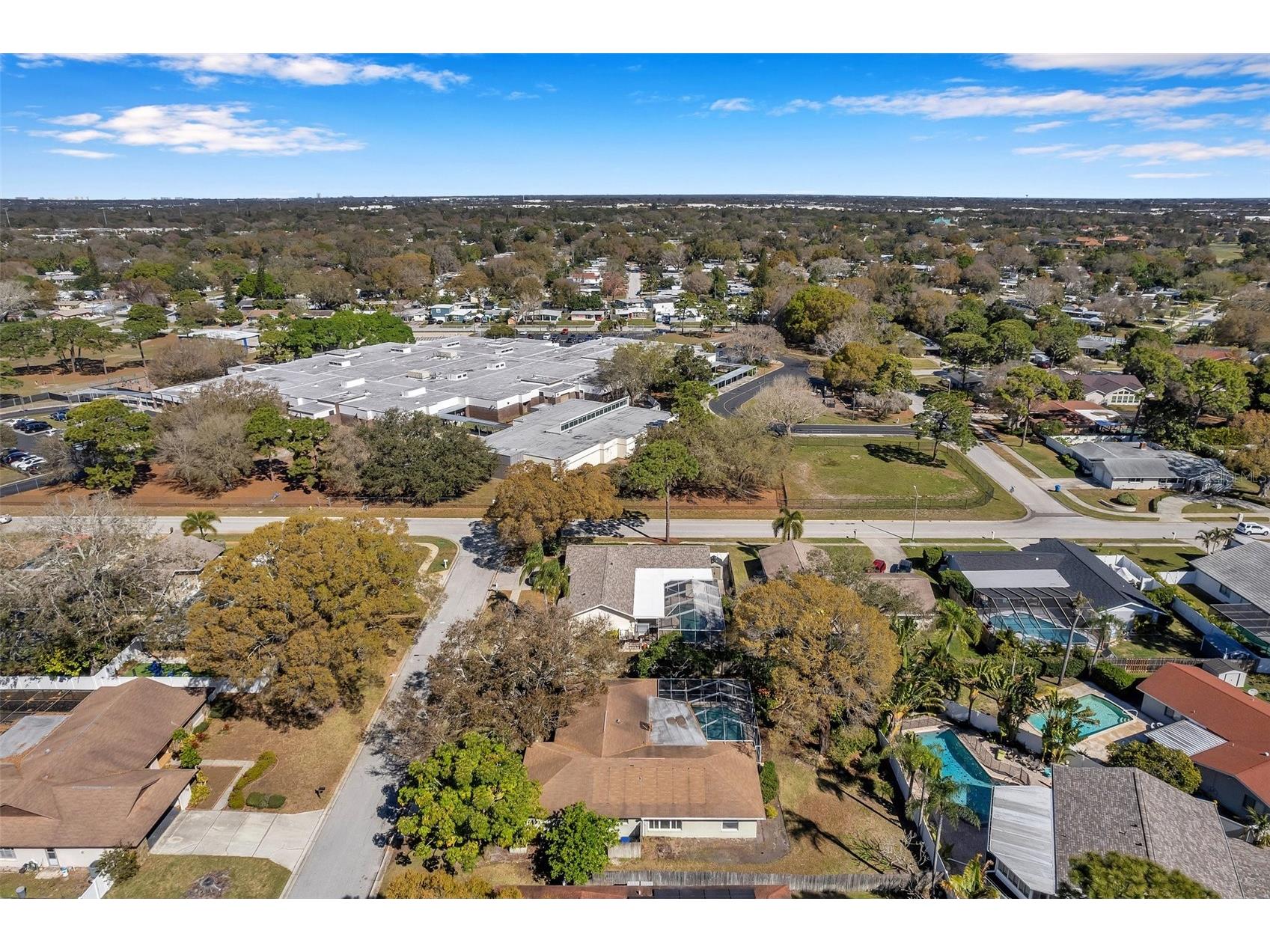 8789 Maplewood Road Seminole FL 33777 TB8497749 image58