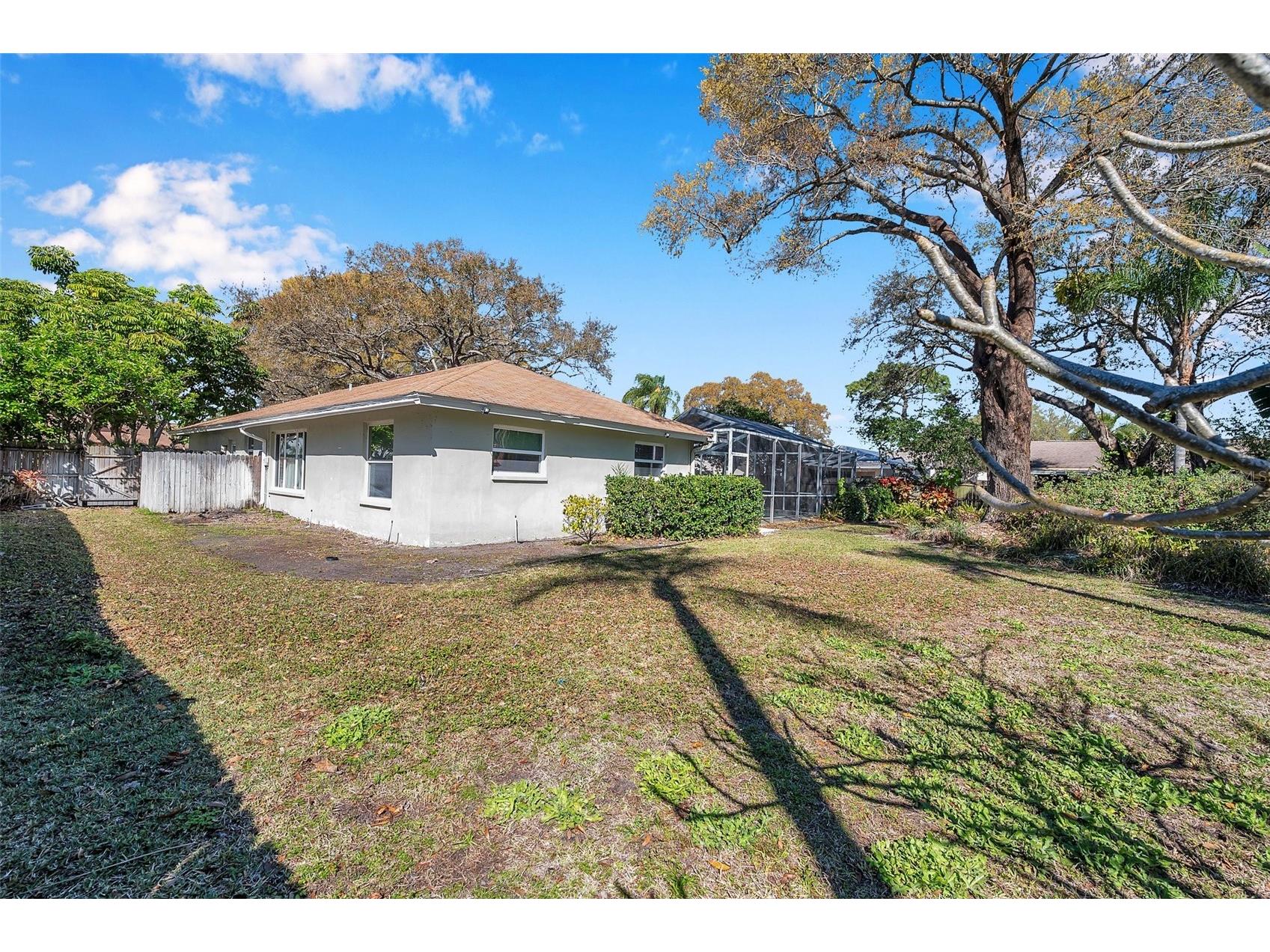 8789 Maplewood Road Seminole FL 33777 TB8497749 image69