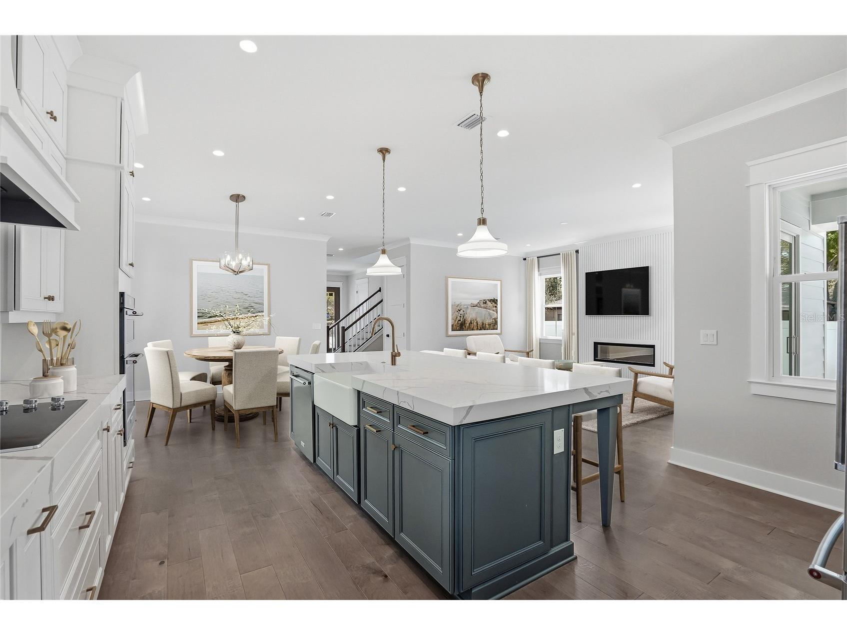 879 53rd Avenue N Saint Petersburg FL 33703 TB8485385 image17