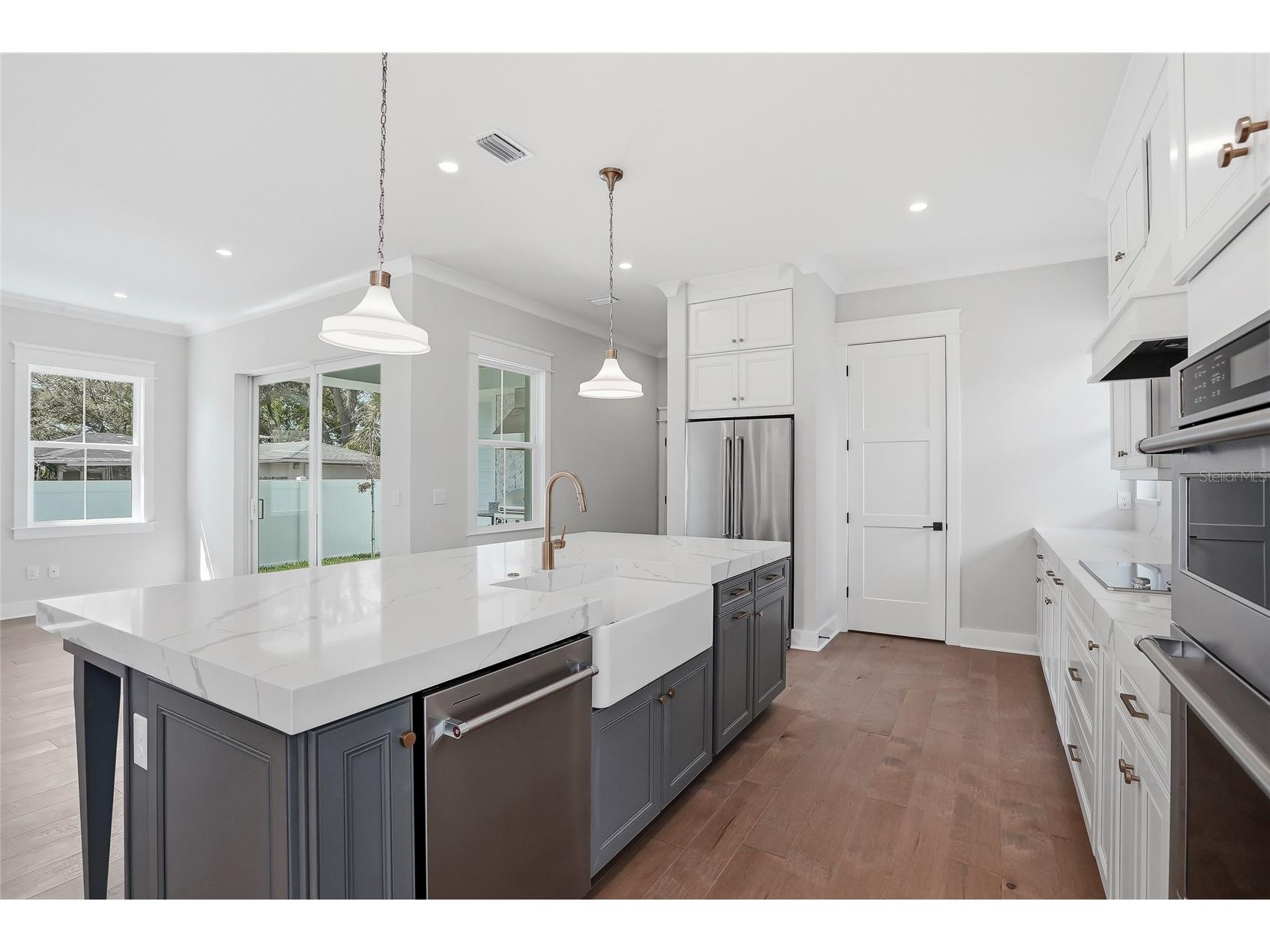 879 53rd Avenue N Saint Petersburg FL 33703 TB8485385 image20