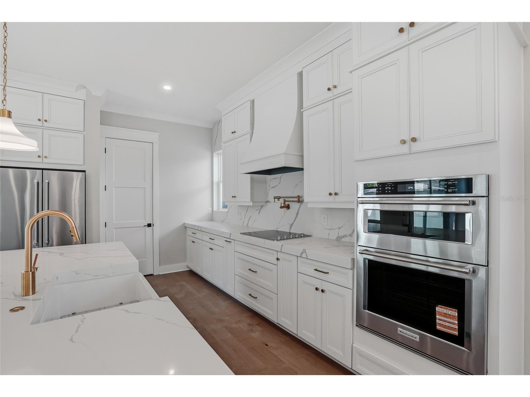 879 53rd Avenue N Saint Petersburg FL 33703 TB8485385 image21