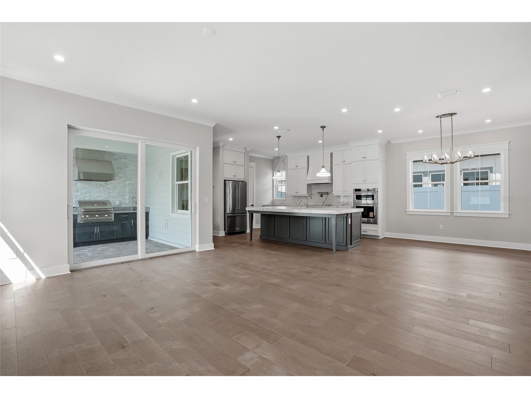 879 53rd Avenue N Saint Petersburg FL 33703 TB8485385 image24