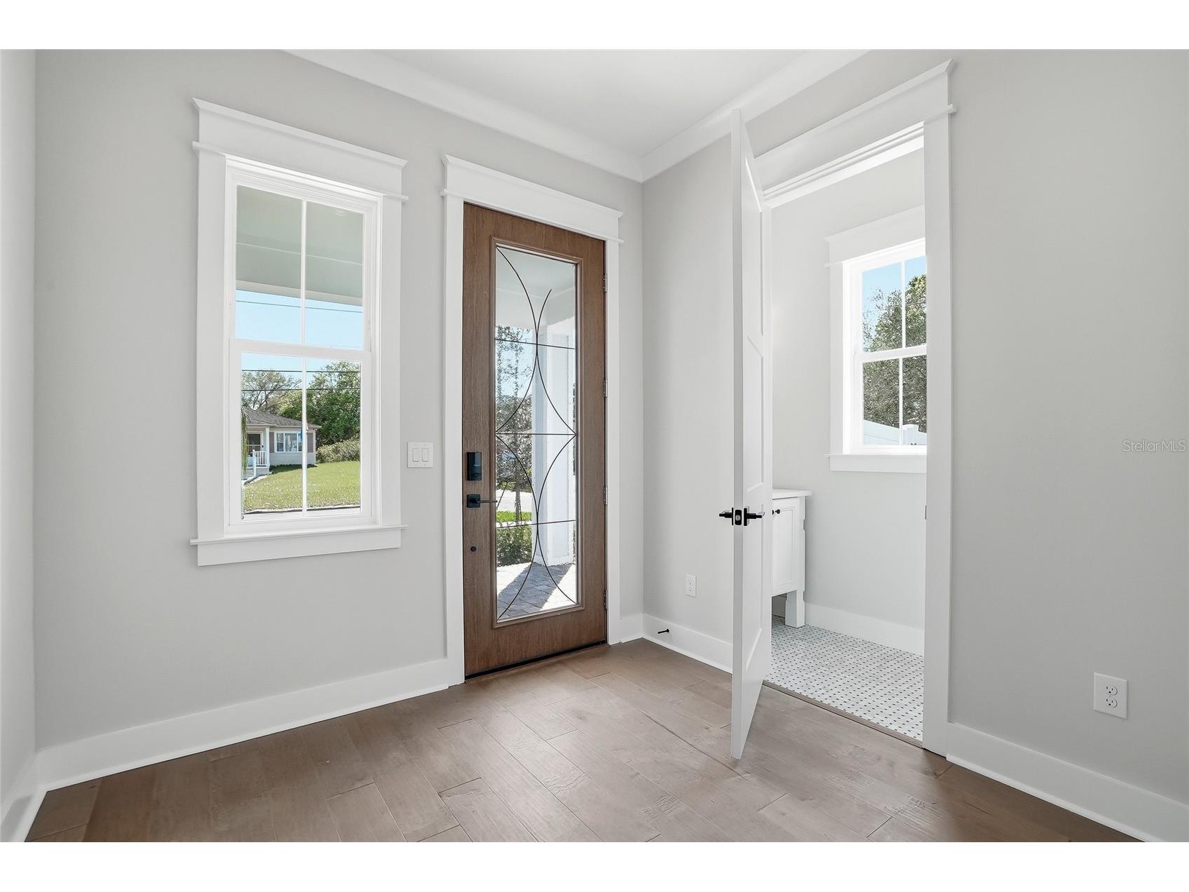 879 53rd Avenue N Saint Petersburg FL 33703 TB8485385 image27