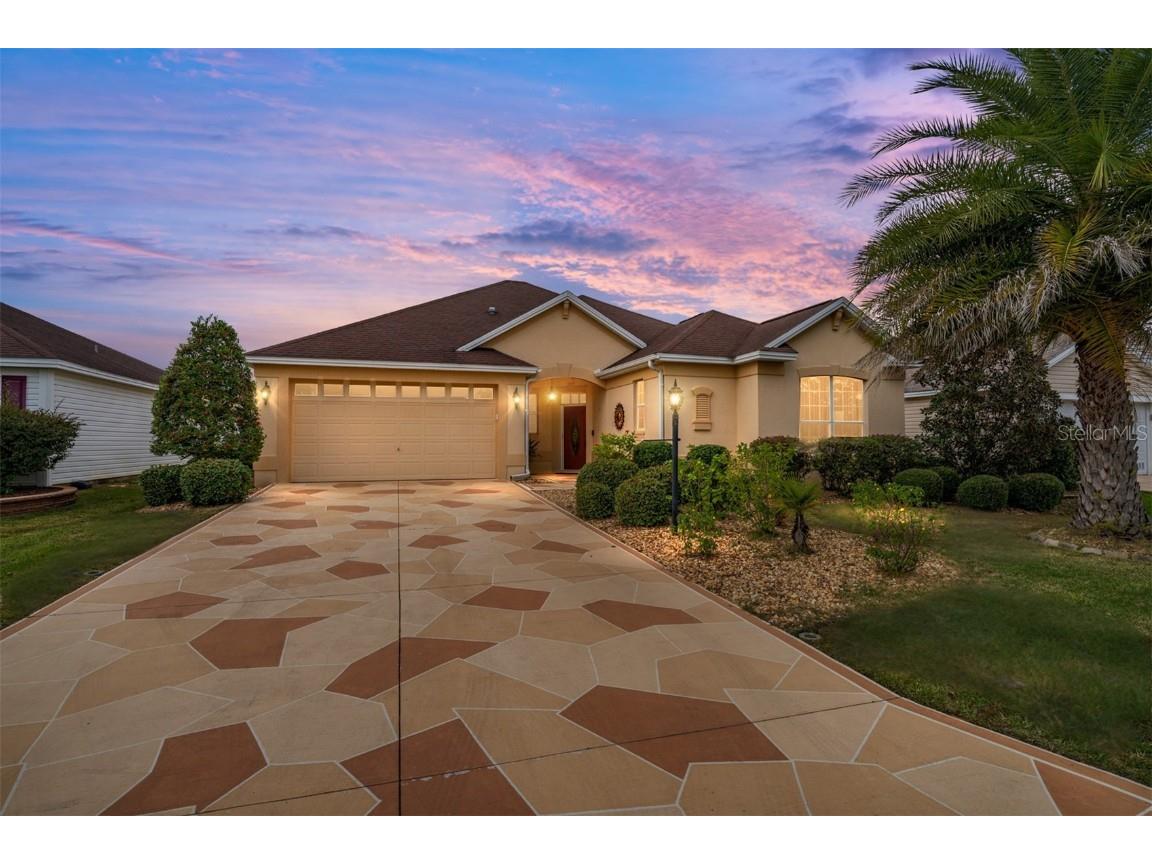 879 Chapman Loop The Villages FL 32162 G5105108 image3