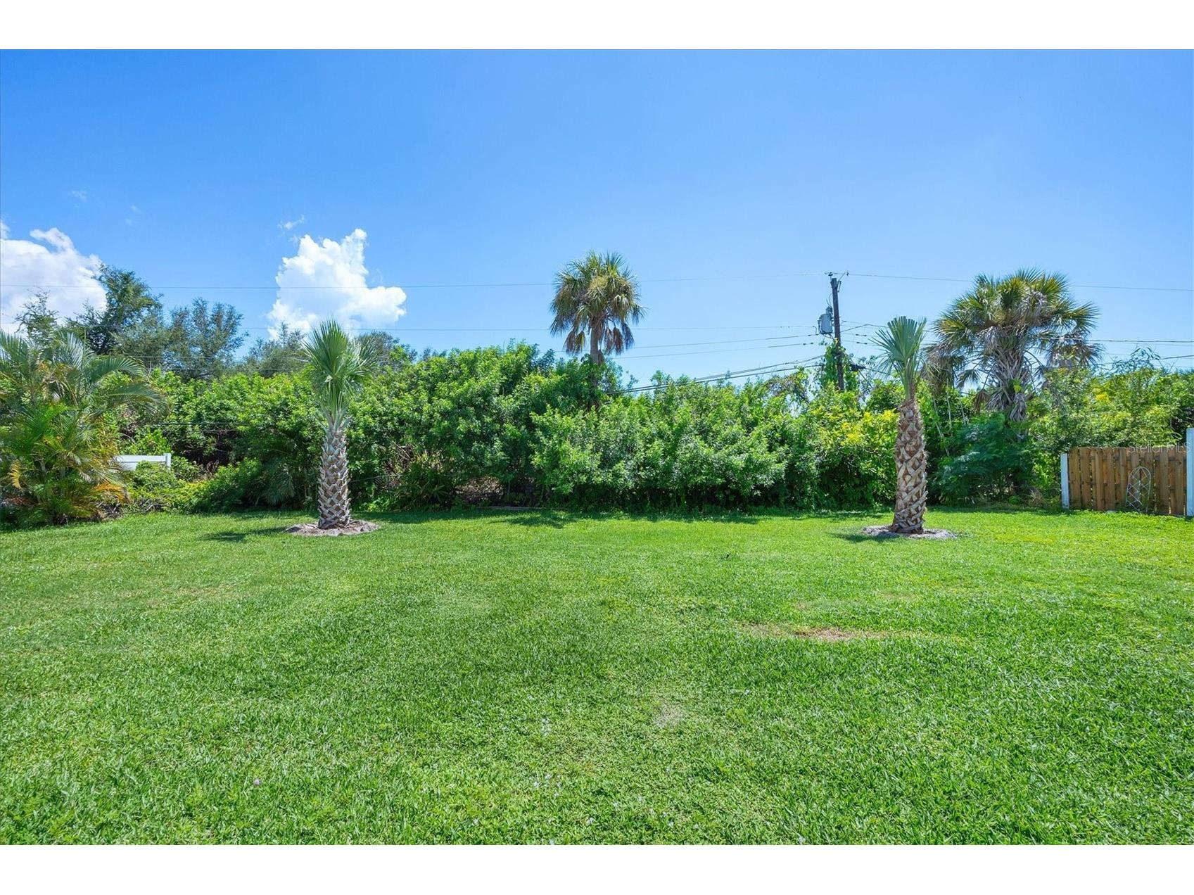 879 E 2nd Street Englewood FL 34223 N6140129 image4