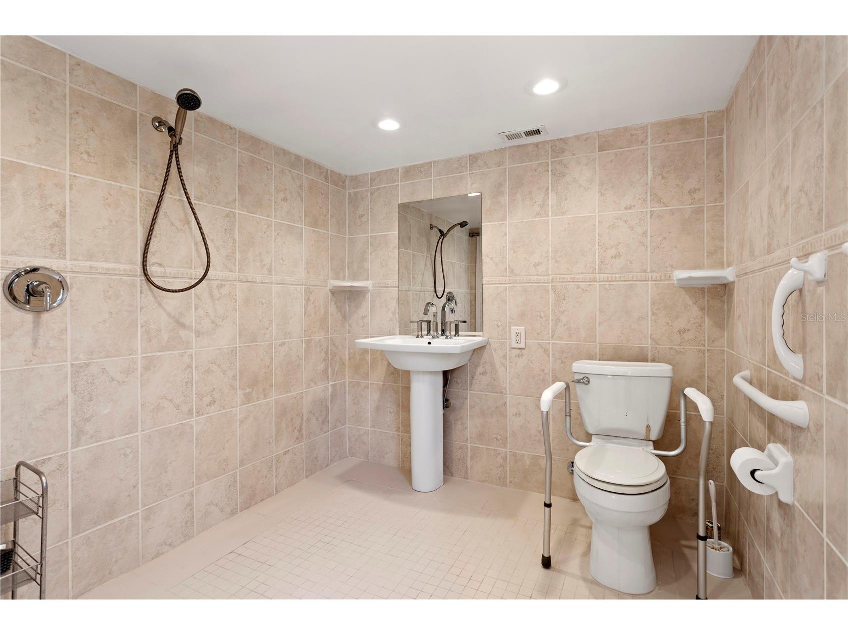 879 Eldorado Avenue Clearwater Beach FL 33767 TB8474490 image31