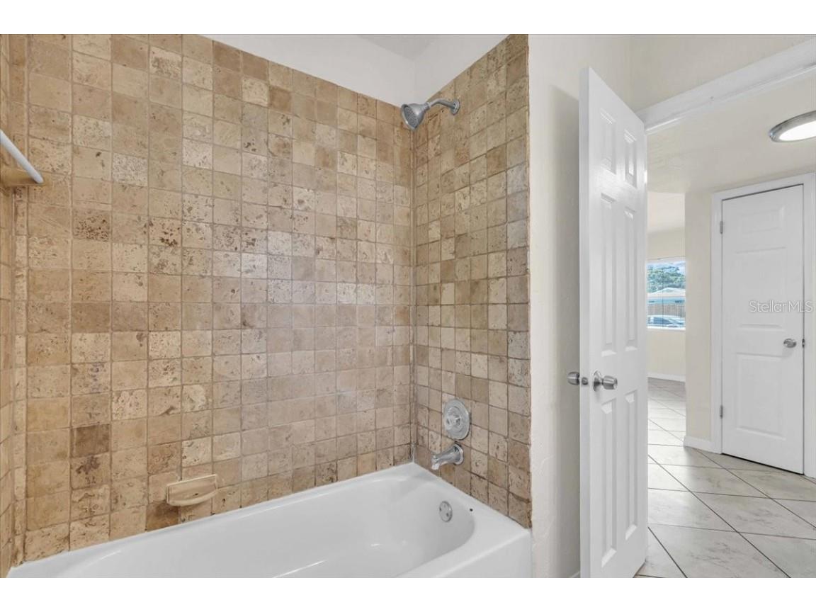 8793 113th Street Seminole FL 33772 TB8447578 image19